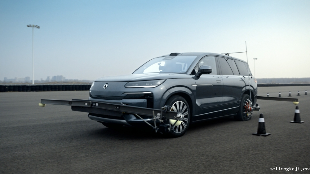 科技重构旗舰SUV！腾势N9震撼上市不再低调，38.98万元起