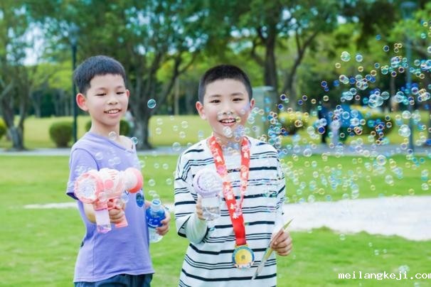 闪耀奔跑向未来 厦门国际银行厦门分行举办2025年健步行活动